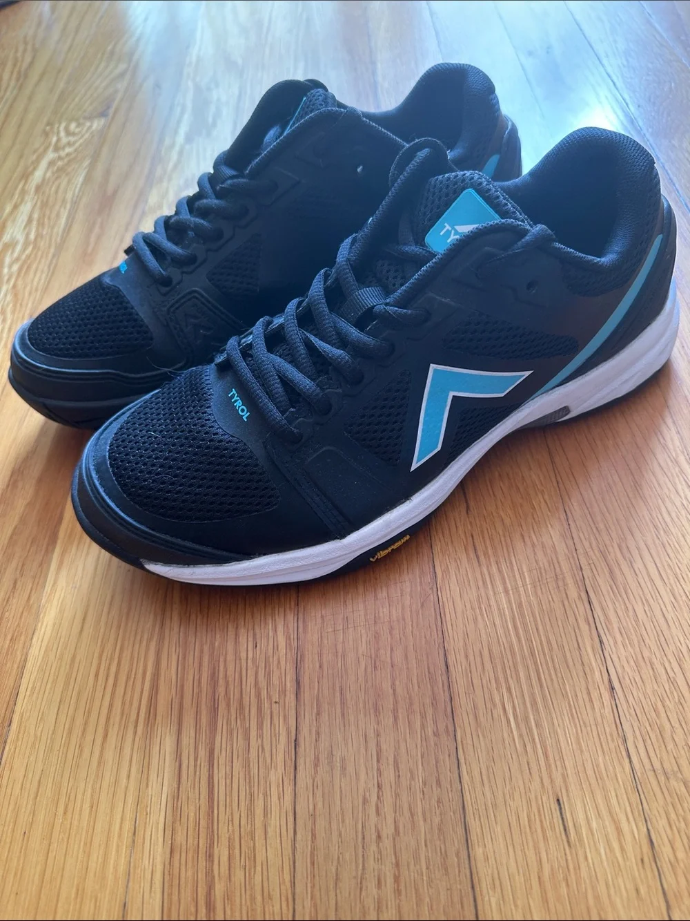 Tyrol Striker Pro V women’s pickleball sneakers - New never worn.